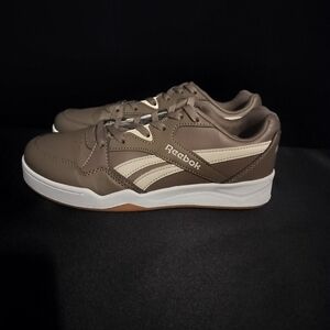 Reebok Brown and Cream Sneakers